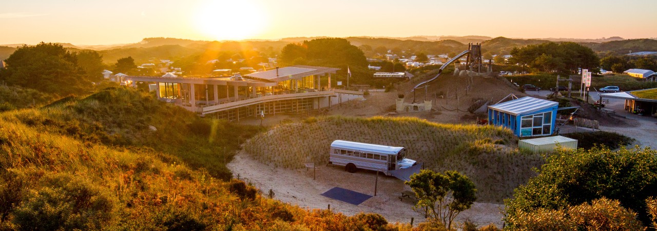 Lakens_restaurant_centrumplein_zonsondergang_camping.jpg